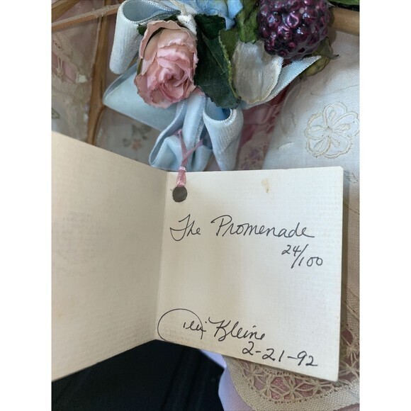 Lita Gates Apple Whimseys "The Promenade" Vintage 1992 24 Of 100 By Teri Kline - Picture 2 of 9